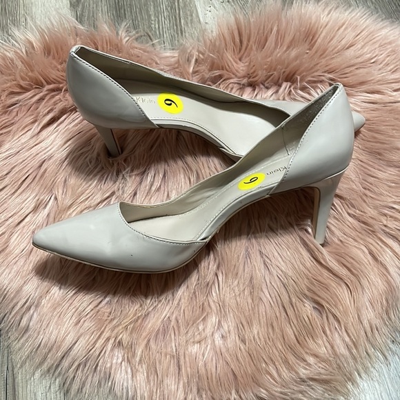 Calvin Klein Shoes - Calvin Klein Cream Heels Size 9